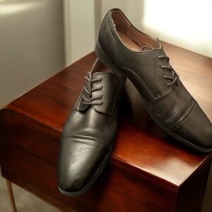 Express Cap Toe Men’s Oxford
